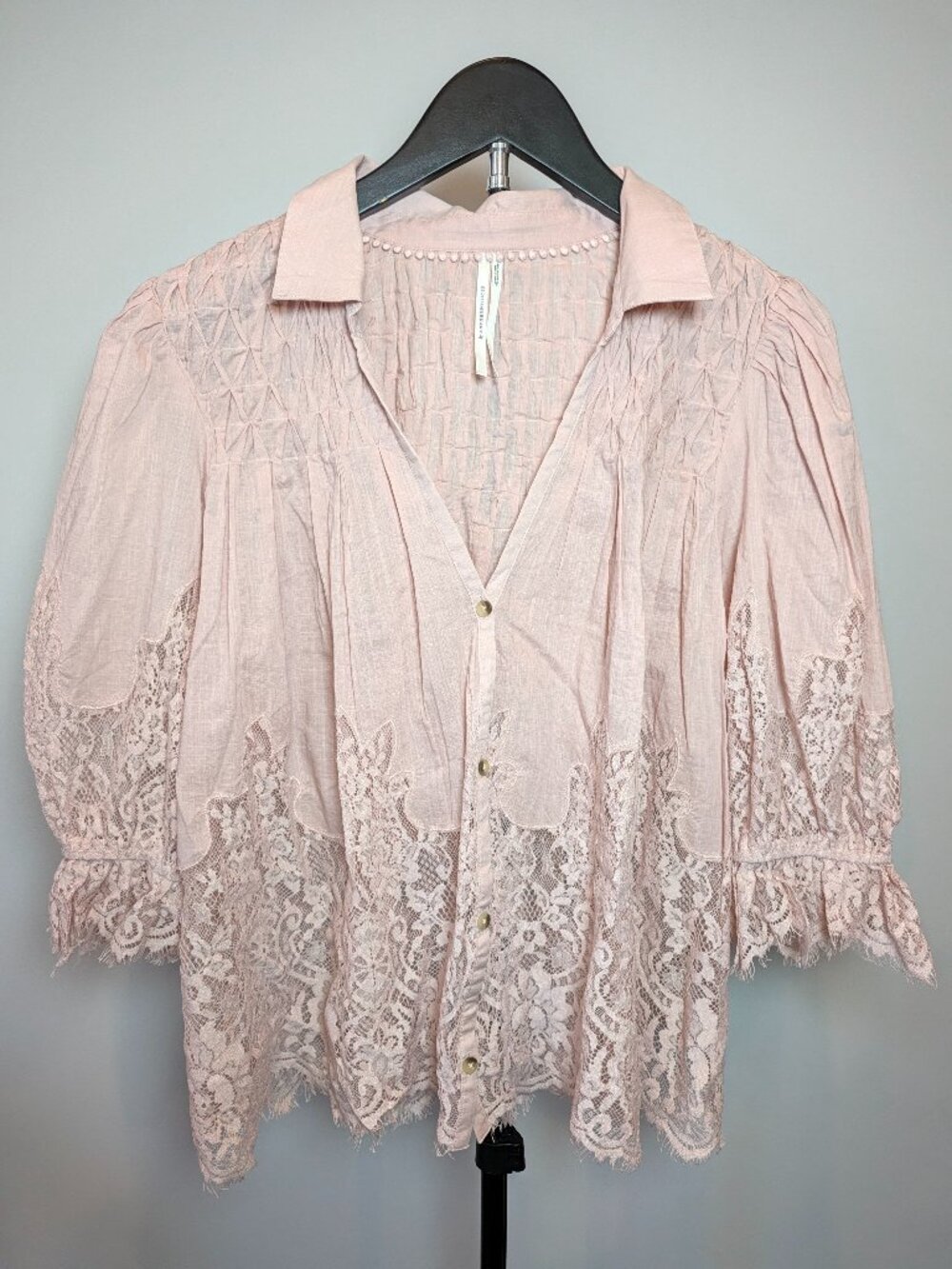 By Anthropologie Women M Victorian Sheer Lace Button Front Blouse Top Dusty Rose